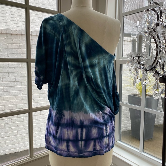 Off shoulder oversized tyedye tee - Picture 2 of 2